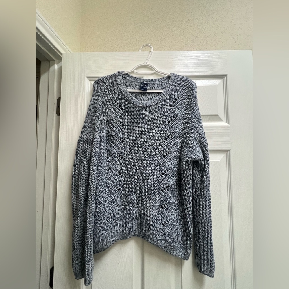 LG gap sweater
